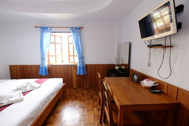 Hotel The Good View Guesthouse