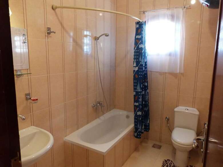 Aparthotel Luxor Plaza House