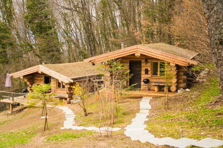 Les Cabanes Du Sal�ve