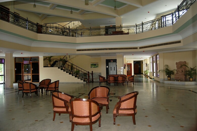 Hotel The Royal Residency