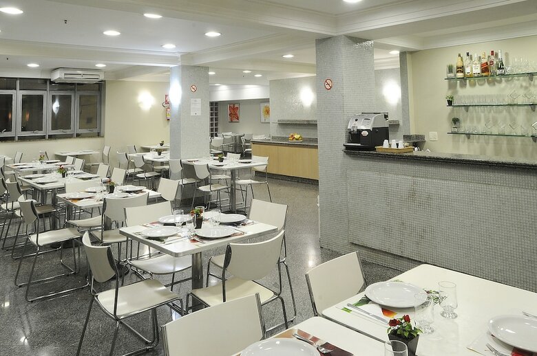 Hotel Plaza Inn San Conrado
