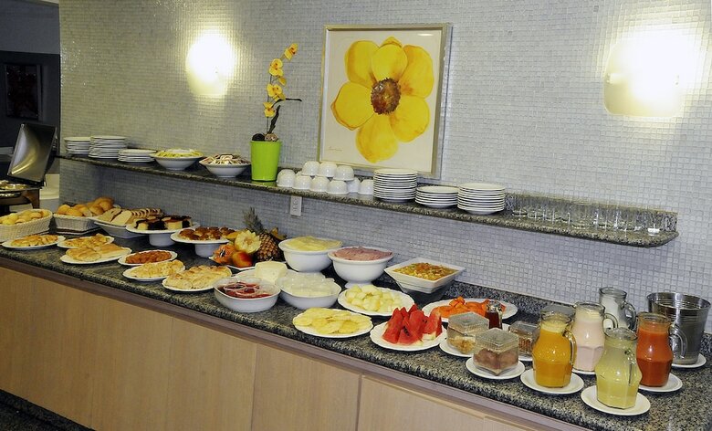 Hotel Plaza Inn San Conrado