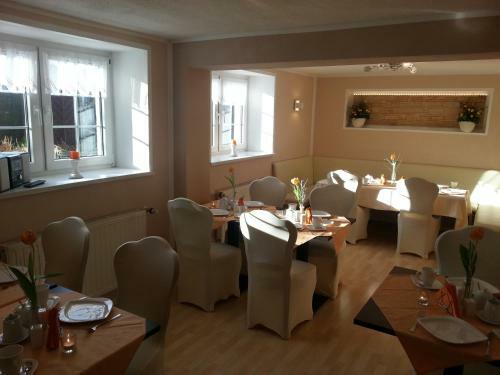Hostal Hotel Garni Haus Sonneneck