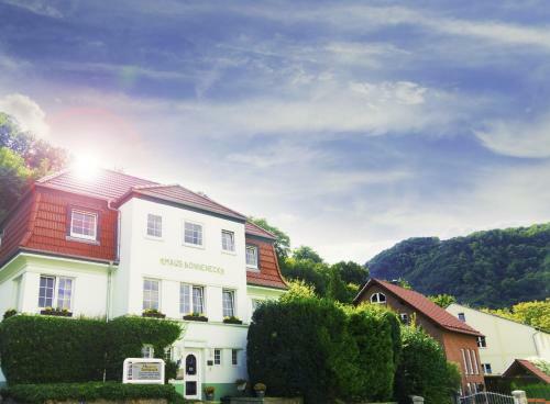 Hostal Hotel Garni Haus Sonneneck