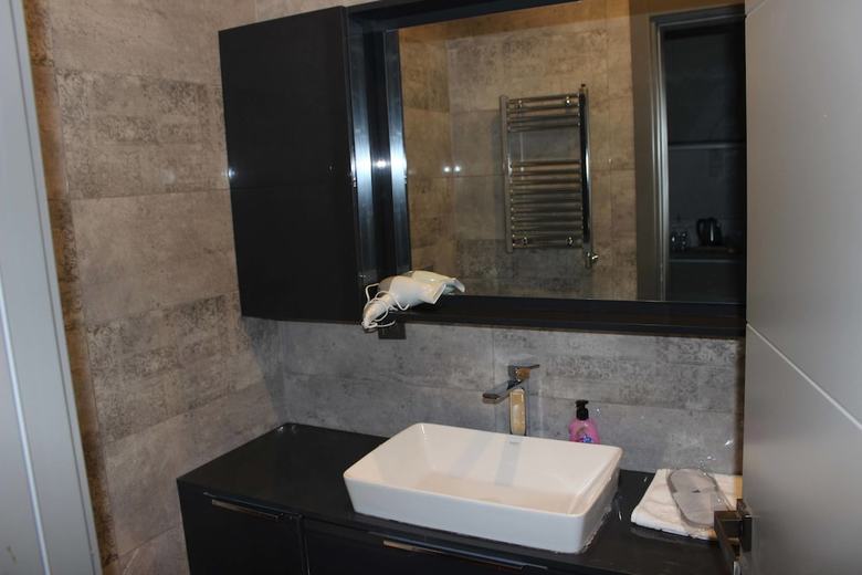 Tuyap Conference Daily Rental House