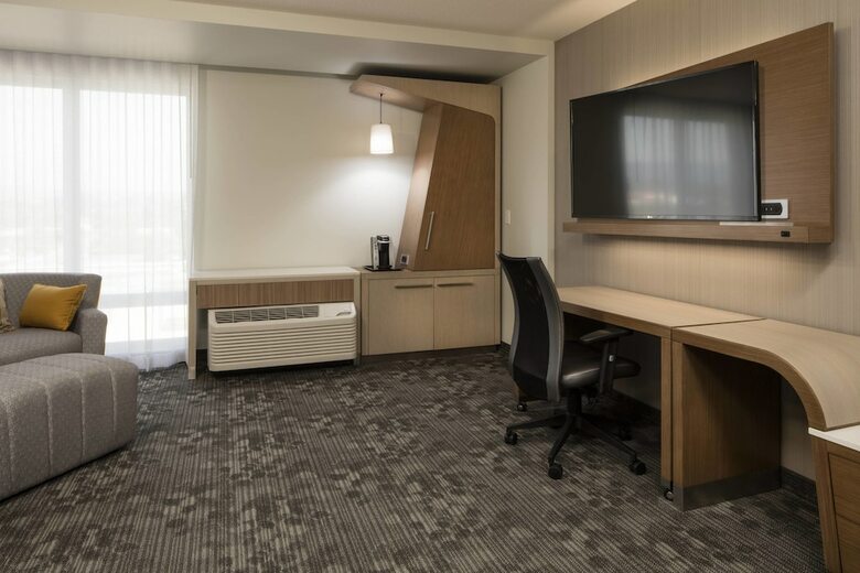 Hotel Courtyard By Marriott Prince George