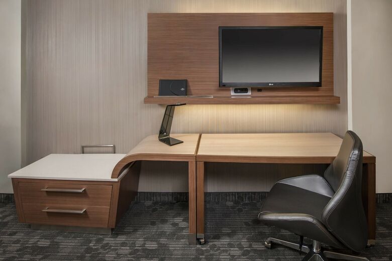 Hotel Courtyard By Marriott Prince George