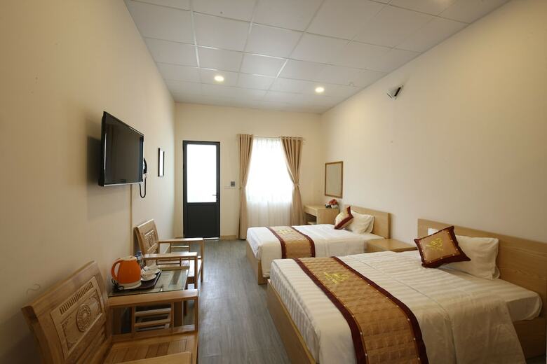 Hotel Ninety Nine Center