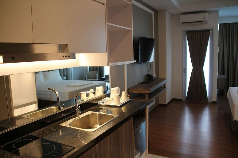Aparthotel Panbil Residence Apartment Batam