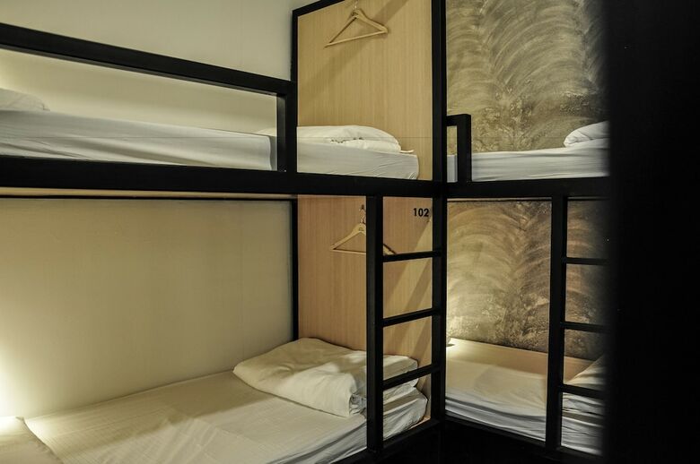 Hostal Zoku Lifestyle