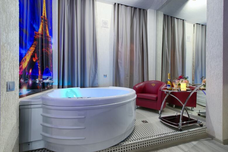 Alex Hotel On Zvezdnaya