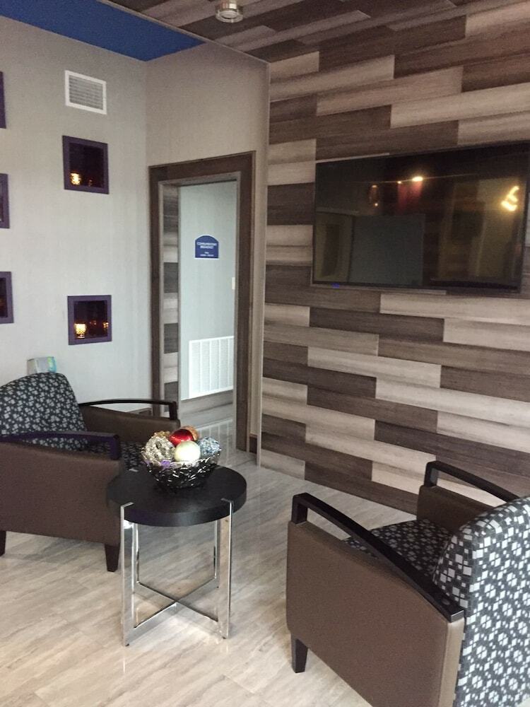 Motel Hotel Blue - Woodlands