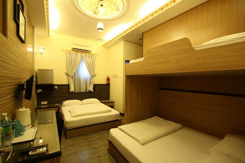 Hotel Shamrock Guest House II