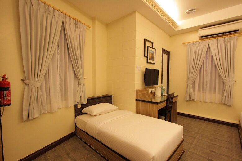 Hotel Shamrock Guest House II