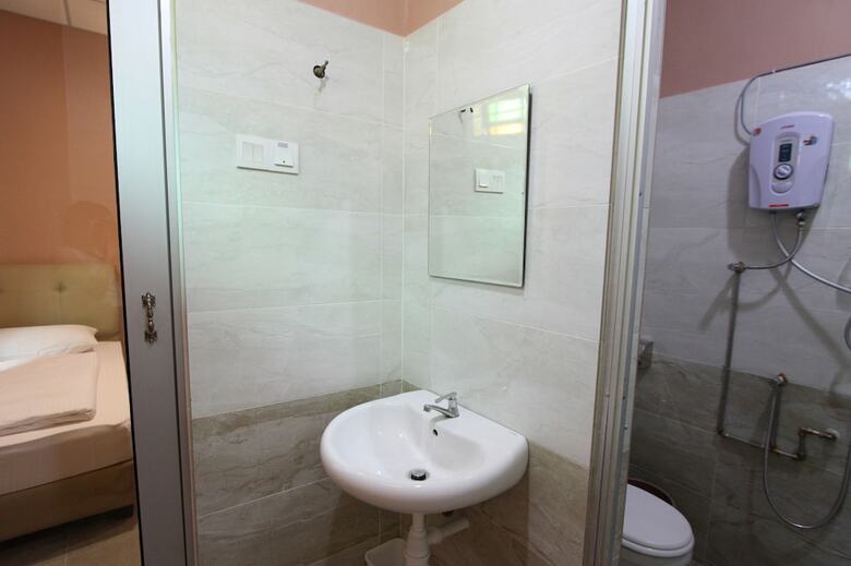 Hotel Shamrock Guest House II