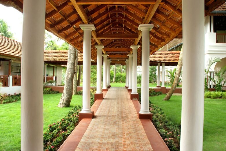 Hotel Lemon Tree Vembanad Lake Resort, Kerala