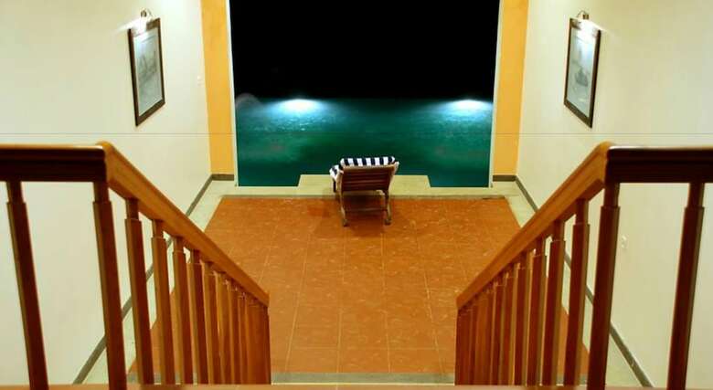 Hotel Lemon Tree Vembanad Lake Resort, Kerala