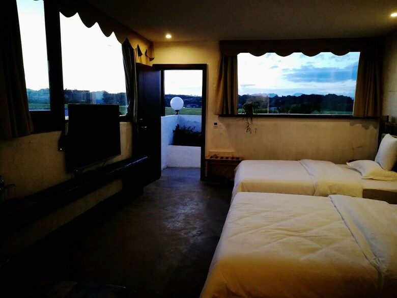 Hotel Tian's Resort