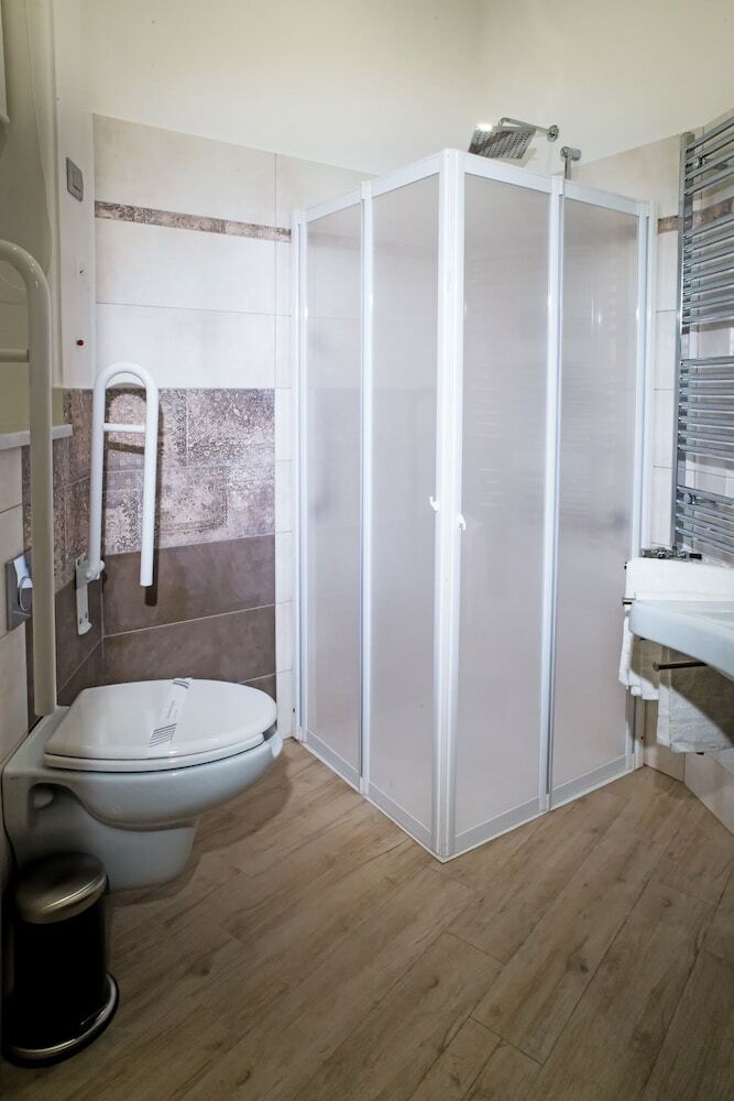 Hotel Guest House Lago Di Nicito