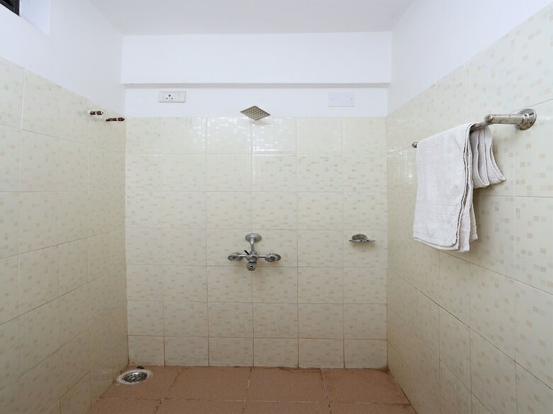 Oyo 12337 Hotel Rupashi Bangla