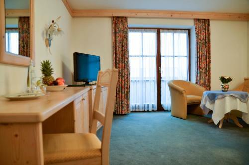 Apartamento Hotel Restaurant Ferienwohnungen Alpenhof