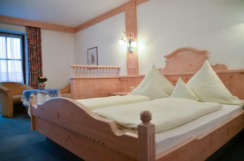Apartamento Hotel Restaurant Ferienwohnungen Alpenhof
