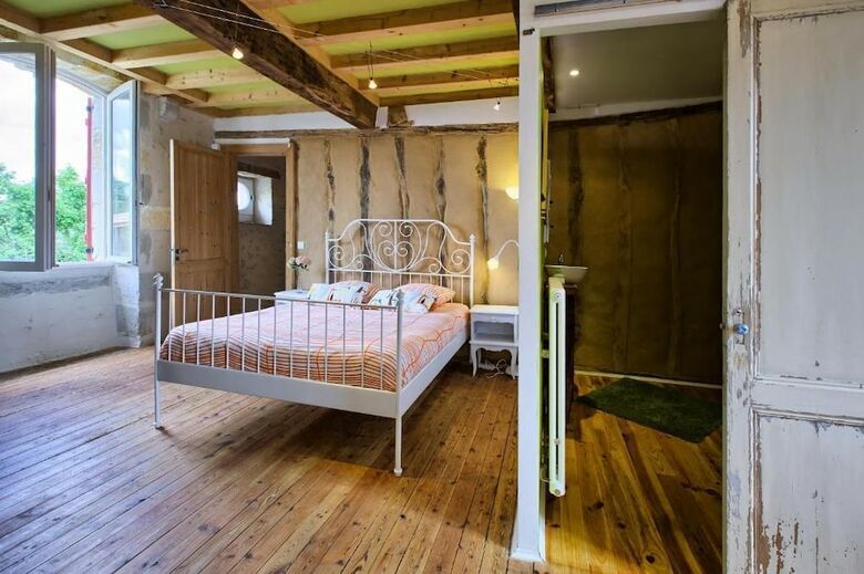 Bed & Breakfast Chambres D'h�tes Rouge Bordeaux