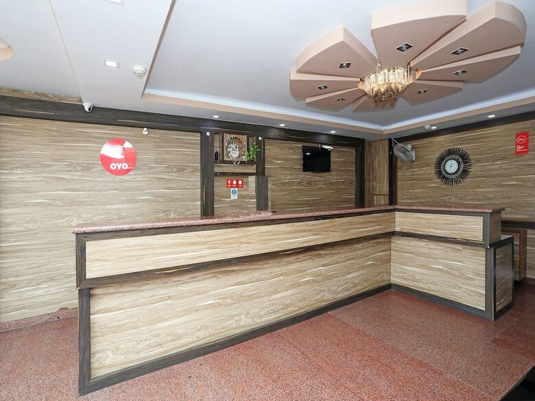 Oyo 2676 Avita The Hotel