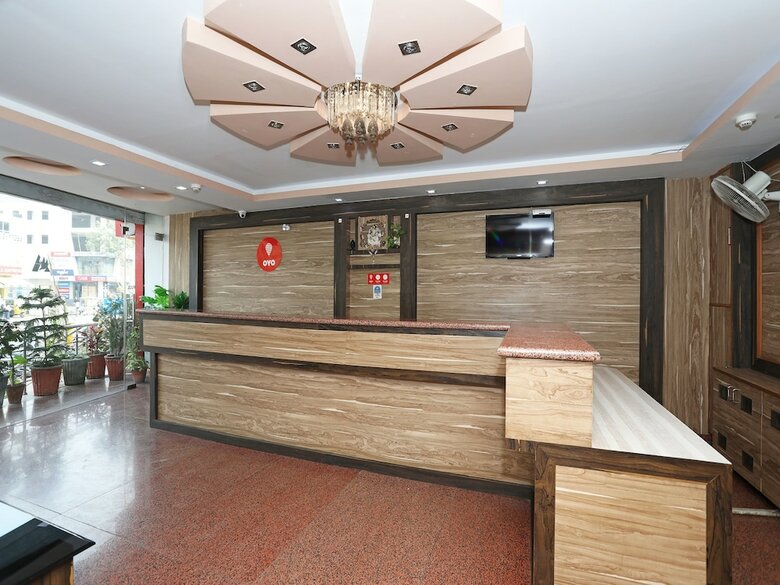 Oyo 2676 Avita The Hotel