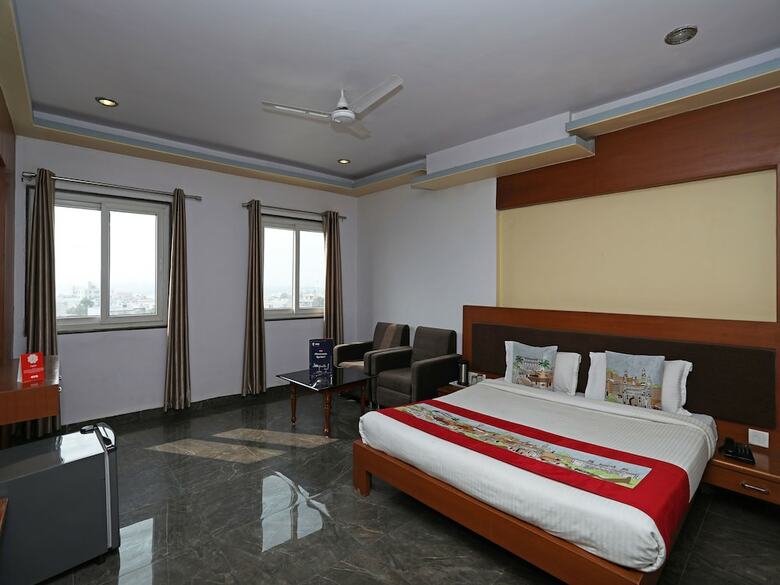 Oyo 2676 Avita The Hotel