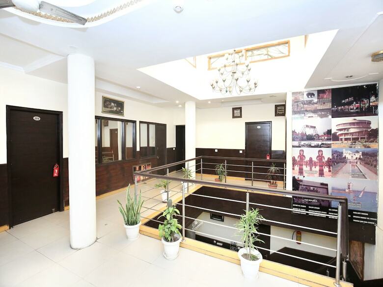 Oyo 1933 Hotel City Paradise