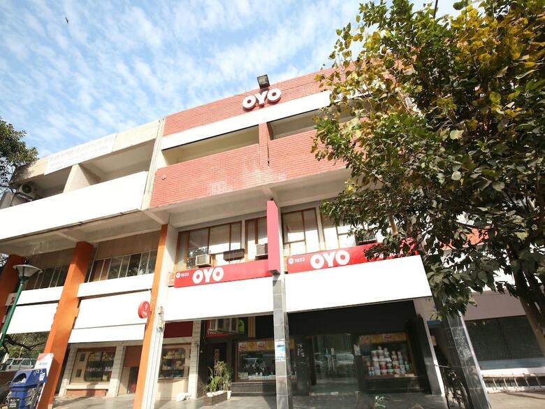 Oyo 1933 Hotel City Paradise