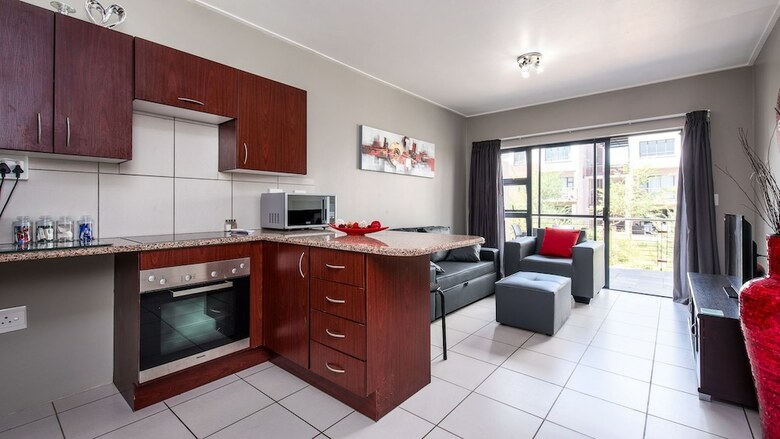 Jackal Creek Self-catering Apartments