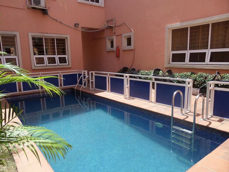 Hotel Candida's Place Apartments