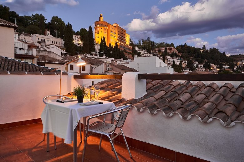 Pension Rooms Vita & Bar