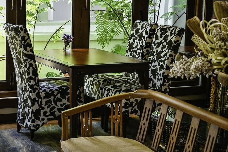 White Boutique Hotel And Spa