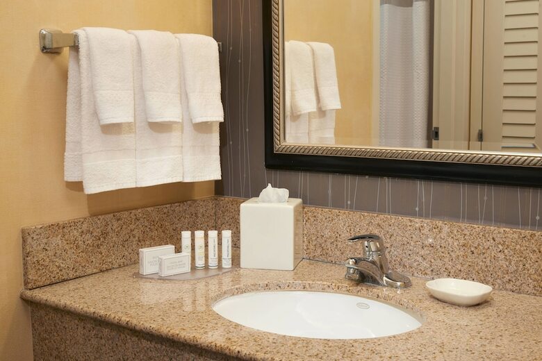 Hotel Courtyard By Marriott Chicago Deerfield