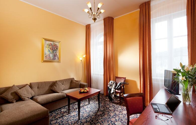 Hotel Chateau Monty Spa Resort