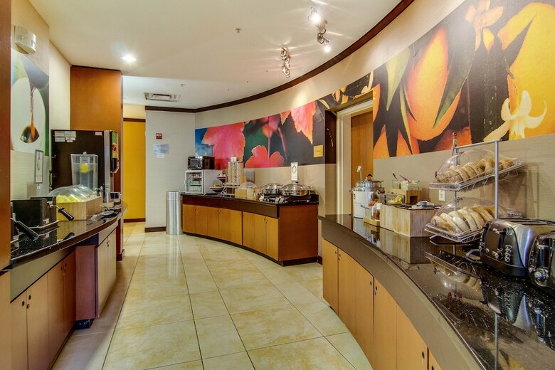 Hotel Fairfield Inn And Suites By Marriott