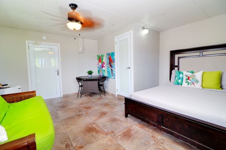 Hotel Rooms Boutique By Annie's