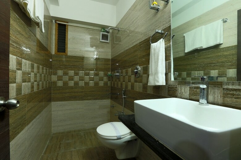 Hotel Rodili Residency