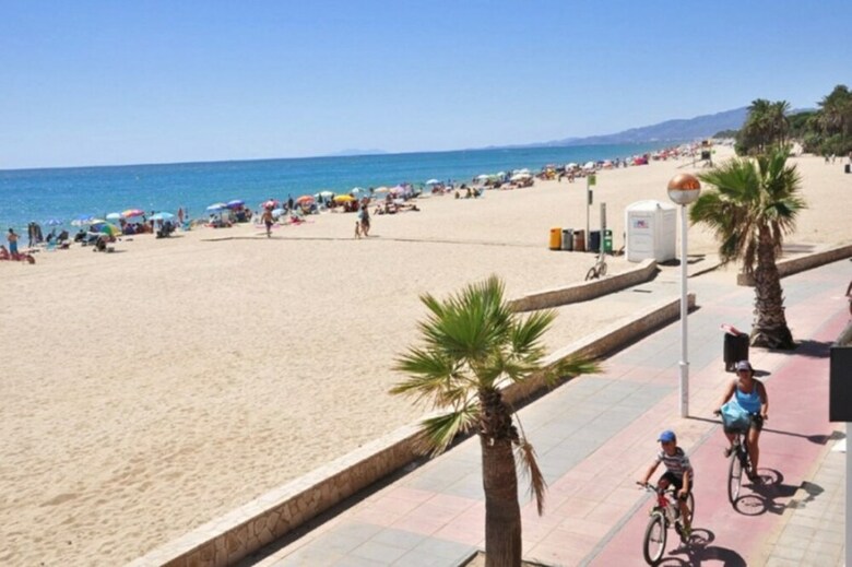 Apartamento Acogedor Para 6 Personas En Cambrils