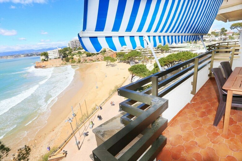 Apartamento Moderno Para 6 Personas En Salou