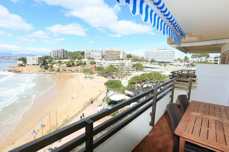 Apartamento Moderno Para 6 Personas En Salou