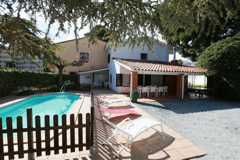 Villa Acogedora Para 11 Personas En Salou