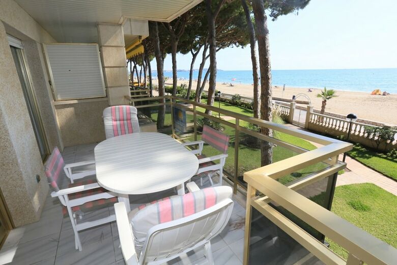 Apartamento Junto Al Mar Para 5 Personas En Cambrils