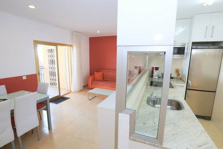 Apartamento Acogedor Para 6 Personas En Cambrils