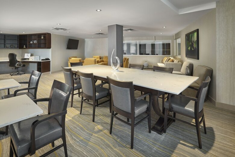 Hotel The Westin Calgary Airport