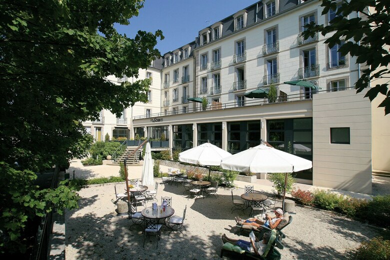 Hotel Cerise Luxeuil Les Sources
