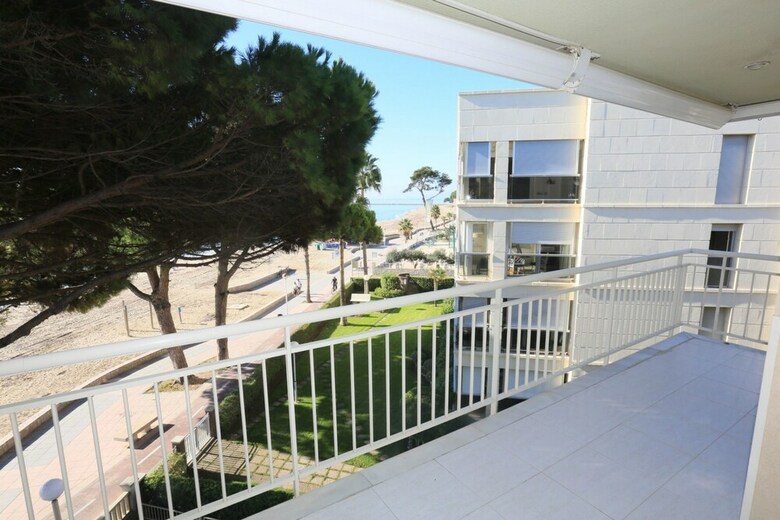 Apartamento Junto Al Mar Para 6 Personas En Cambrils